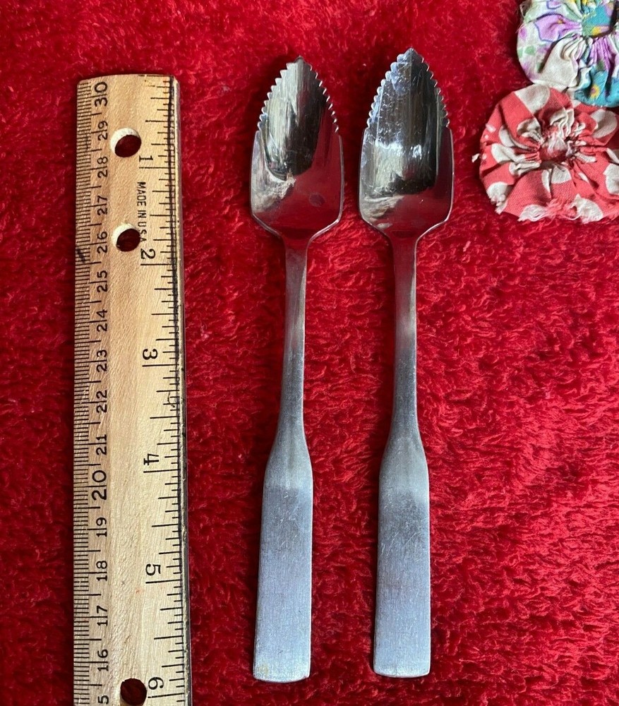 2 Grapefruit Spoons by Washington Forge Monmoth Stainless