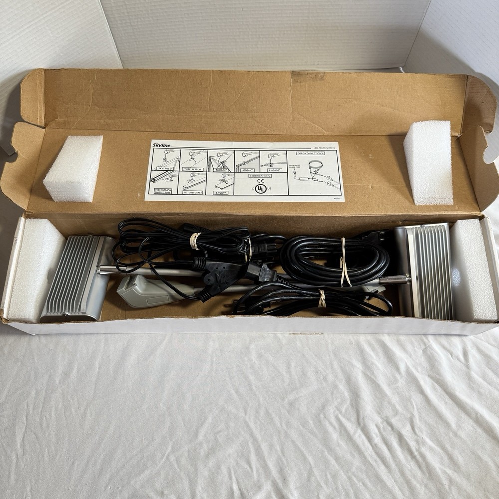 Skyline 34963 Silver 120v Light System Tested/Working