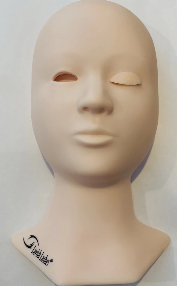 LAVISH LASHES - Eyelash Extension Practice PROFESSIONAL Mannequin Head Training