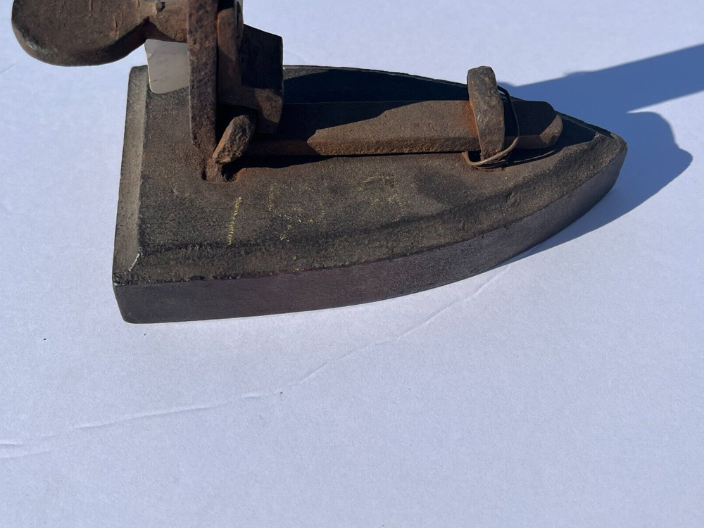 Antique Flat Iron Sad