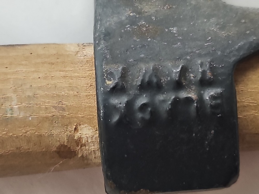 Black Hawk M & W CANADA Throwing and Camp Tomahawk Hatchet Axe 19"