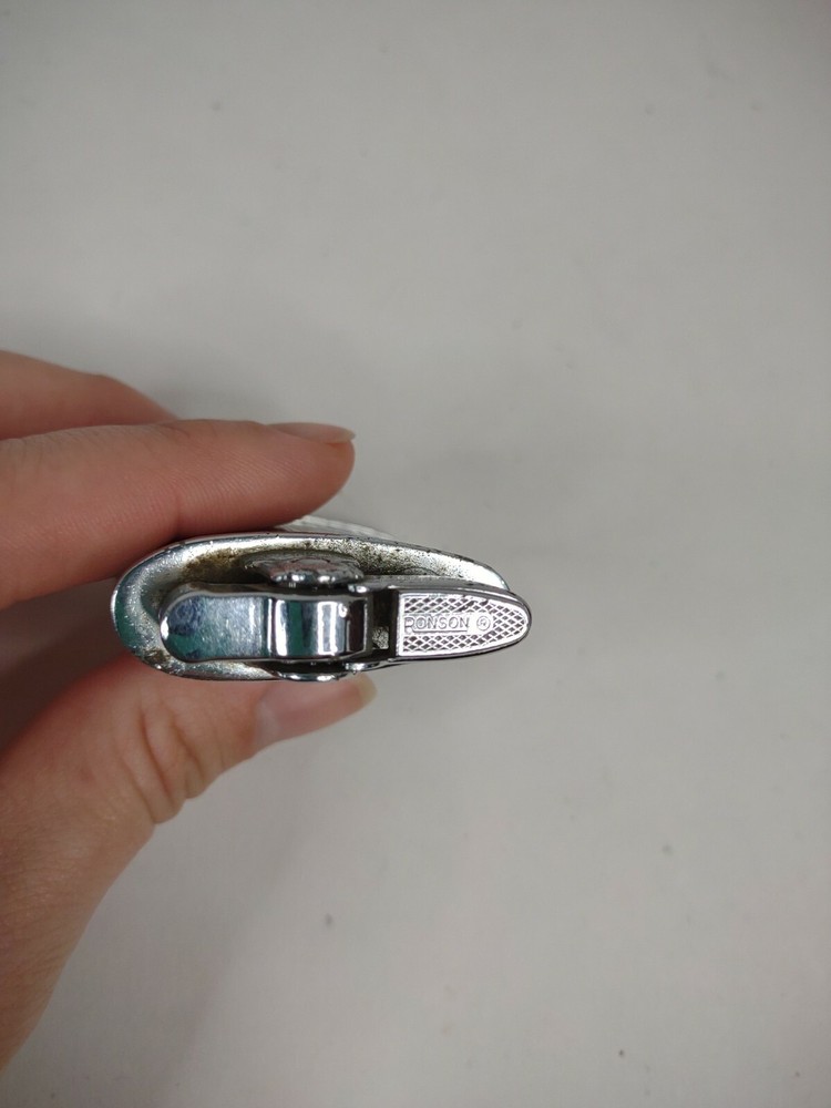 Vintage Ronson Triumph lighter Silver Not Engraved Blank