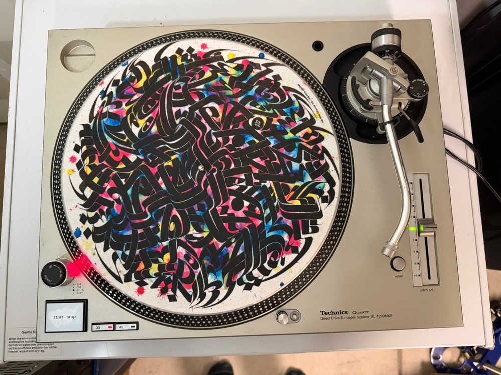 Technics sl-1200mk5 Turntable Silver