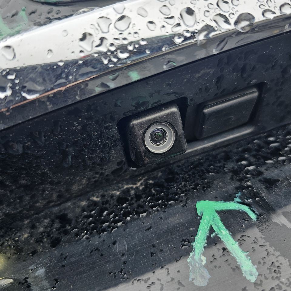 2013-2014 LEXUS LS460 REAR VIEW CAMERA (TRUNK MTD)