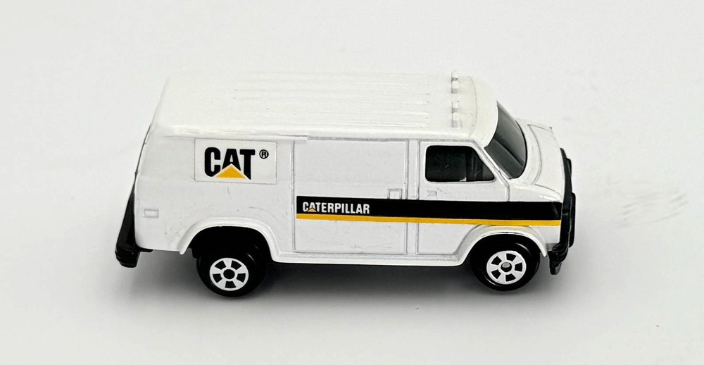 ERTL - Caterpillar Parts Van - 1:64 Scale