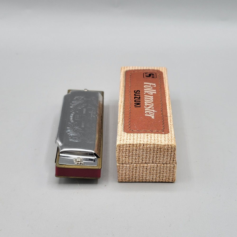 Suzuki Folk Master Harmonica Key of E Diatonic with Original Case & Instructions