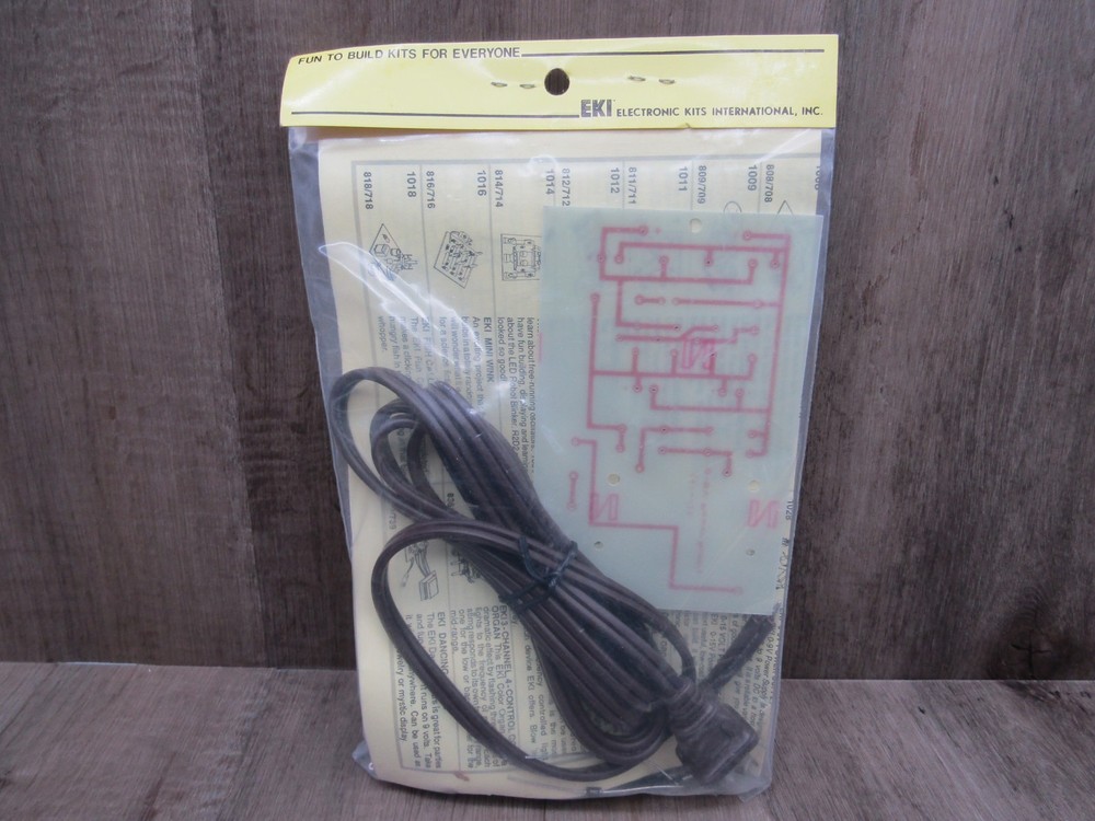 Eki/HEATHKIT STORE Project Kit -BUILD a 0-9 VOLT VARIABLE POWER SUPPLY - NEW/NOS