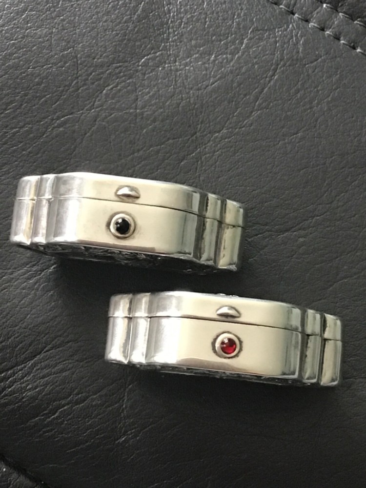 antique silver pill boxes french ?