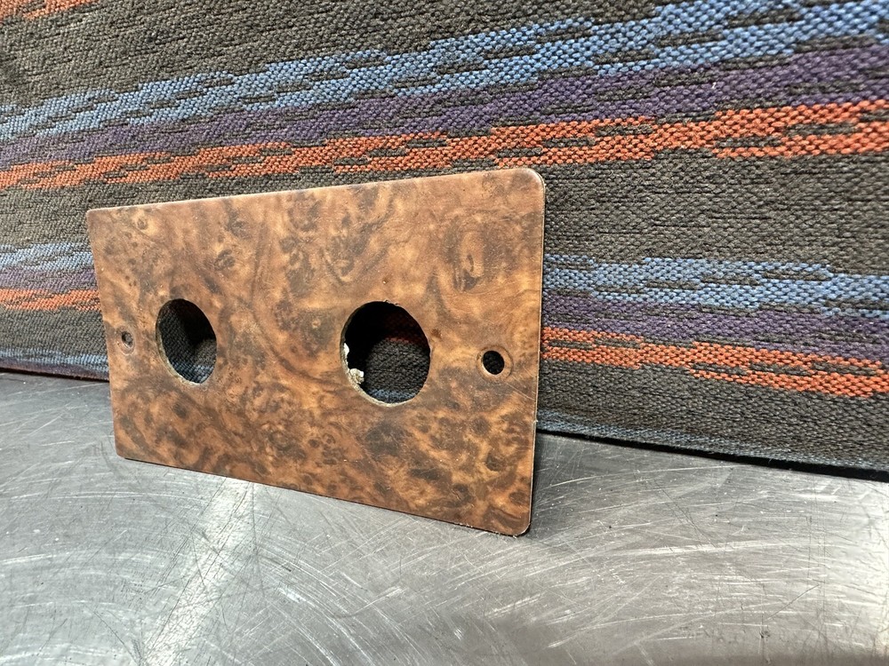 KENWORTH PANEL-DASH ROSEWOOD S64-1067-5