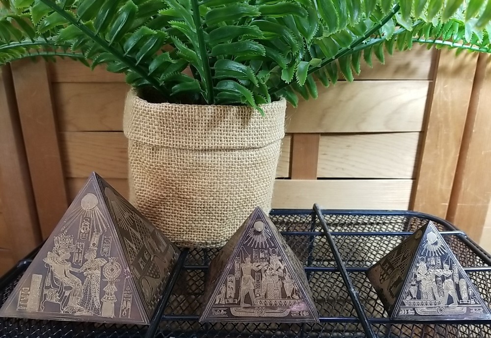 Brass Pyramids Egyptian Highly Etched Weighted Sphinx Pharaohs (3)