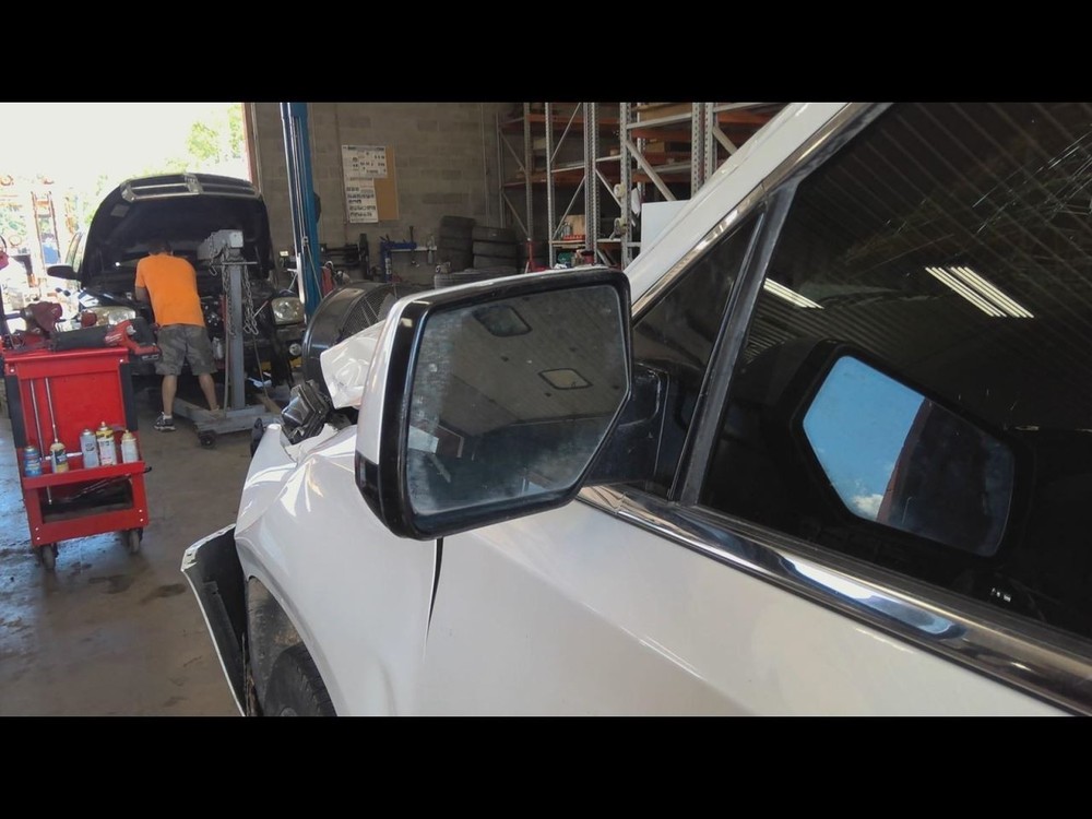 YUKON 2018 Air Shutter 705499