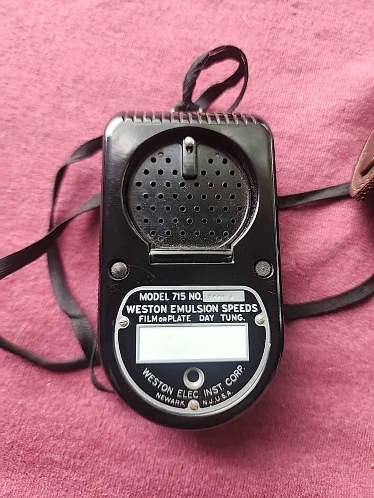 Weston Master Universal Exposure Light Meter Model 715 Emulsion Speeds UNTESTED