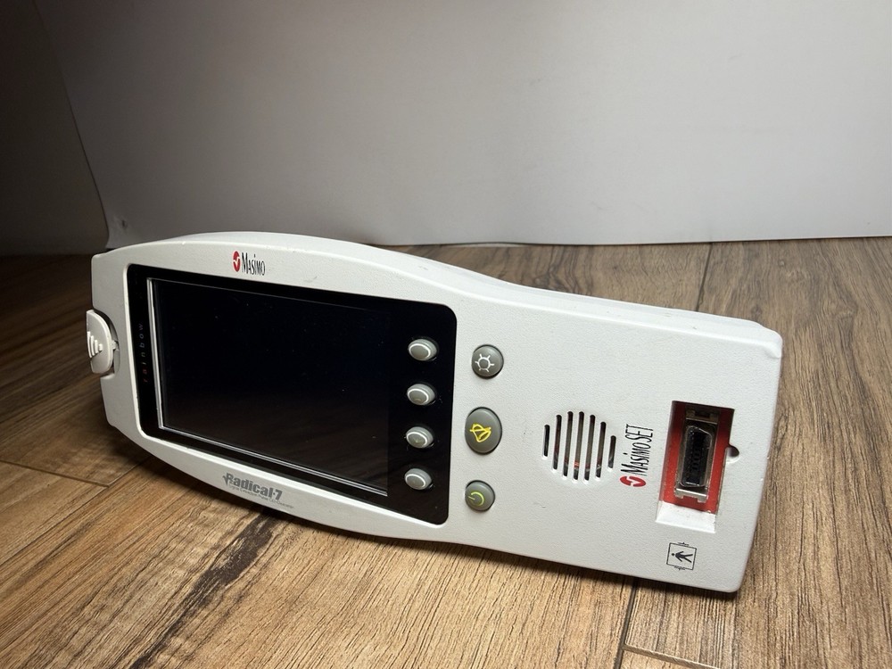 Masimo Radical 7 Rainbow Handheld Touchscreen Pulse Oximeter Unit Only UNTESTED