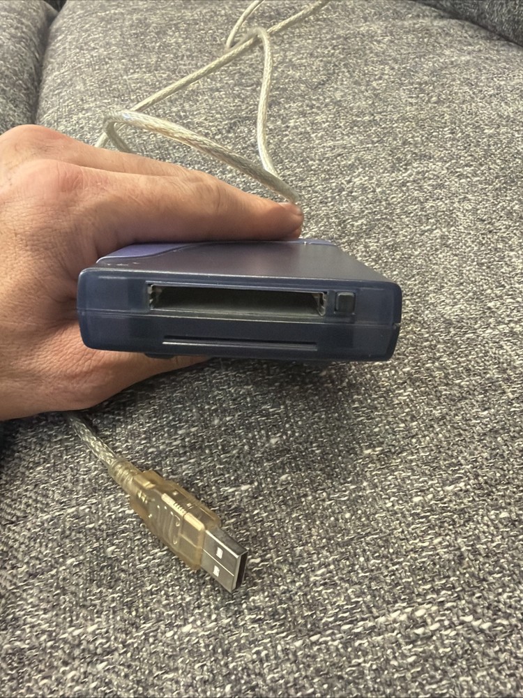 MICROTECH USB CameraMate Digital Card Reader (DPCM-USB) Untested