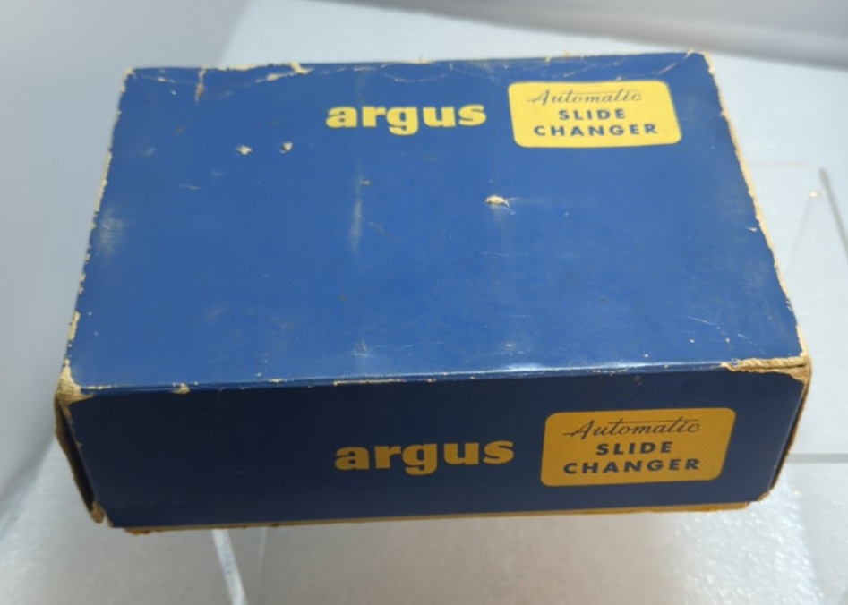 Argus Automatic Slide Changer in Box with Manual