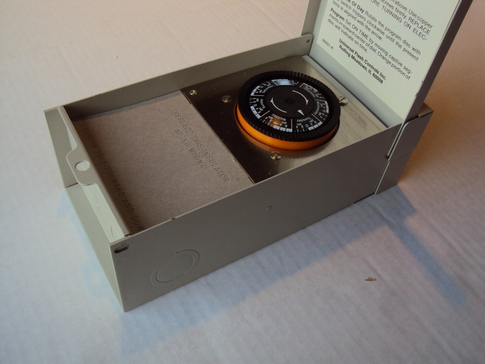 FLASH Time Control model : 38808-C Time Switch