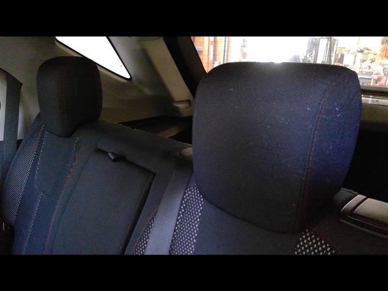 EQUINOX   2010 Headrest 342946