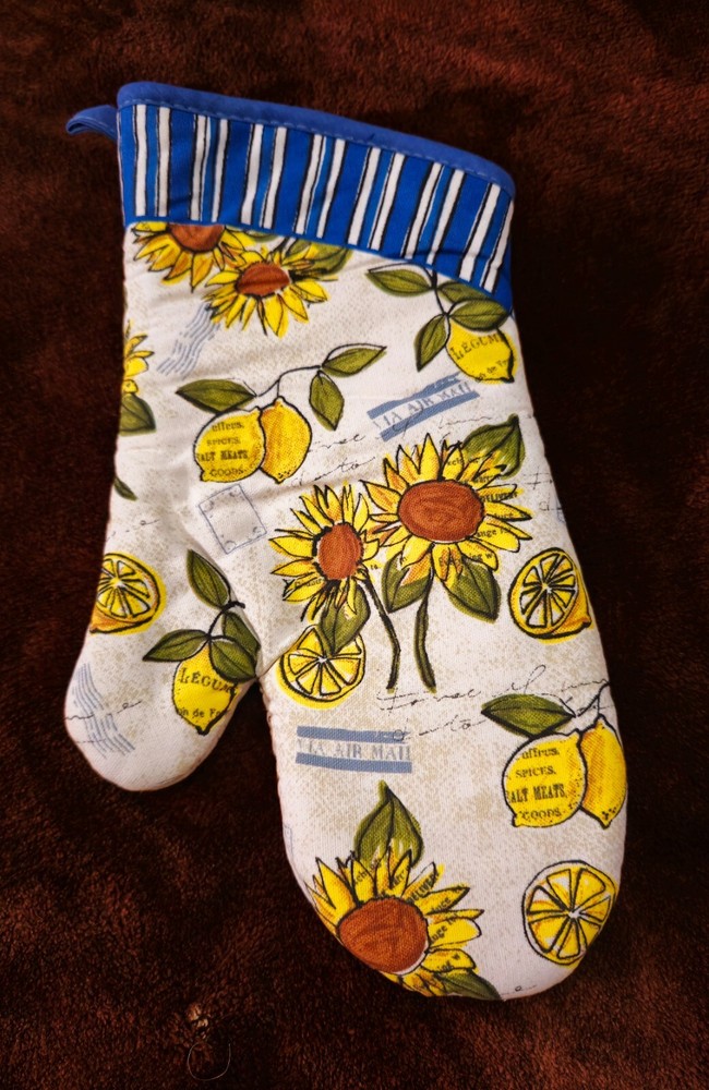 Sunflower Wine Oven Mitt Kay Dee Tuscan Sun Pattern NWT