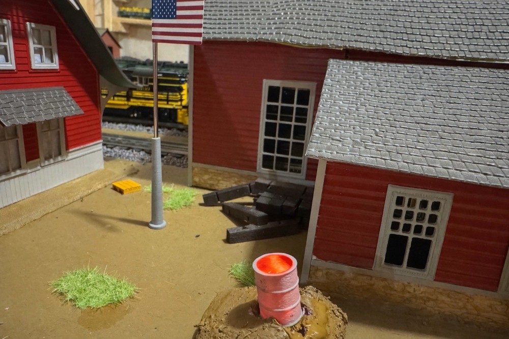 O/S Scale Burn Barrel