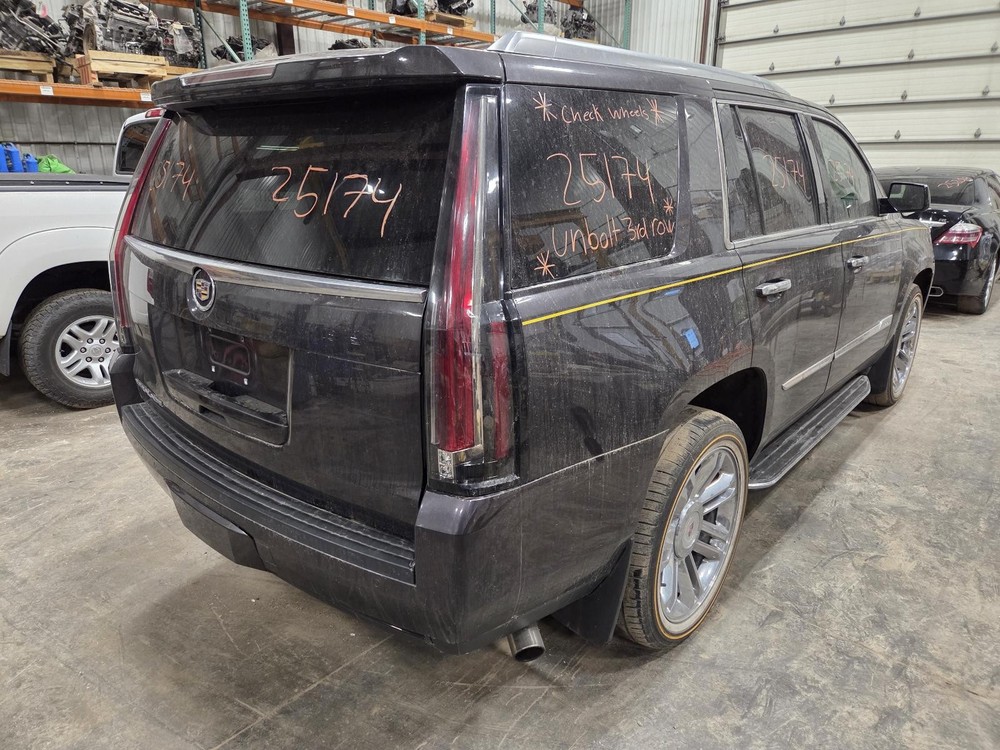 Used Blind Spot Detection System Warning Control Module fits: 2015 Cadillac Esca