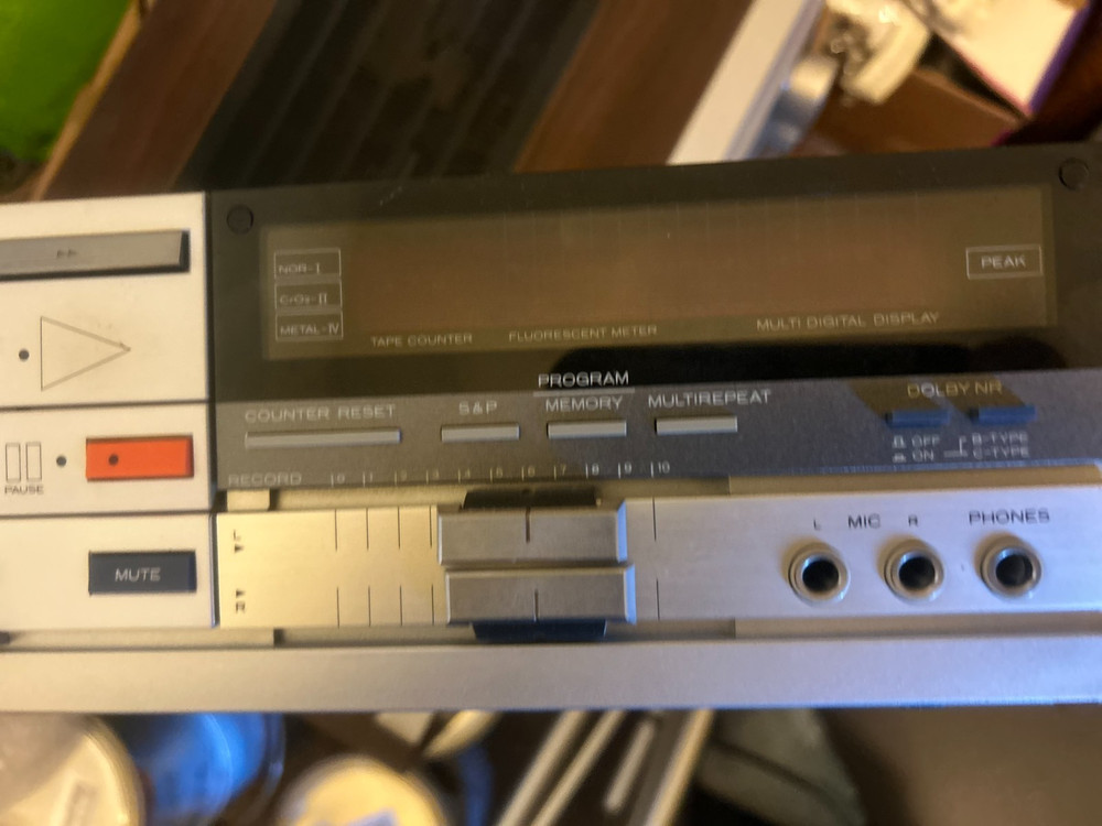 Hitachi D-RV7 CASSETTE DECK DOLBY B, C NR