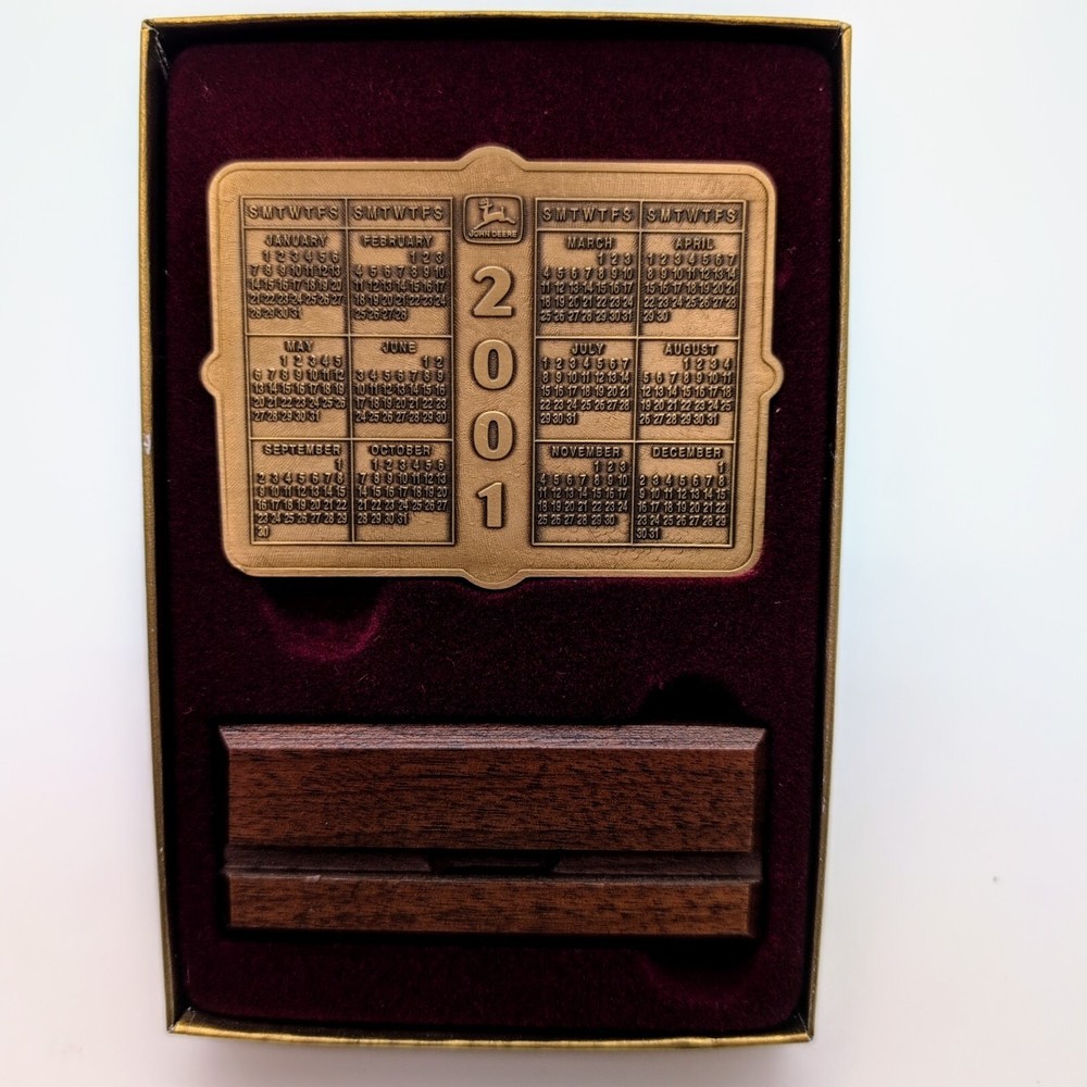 John Deere 2001 Calendar Medallion