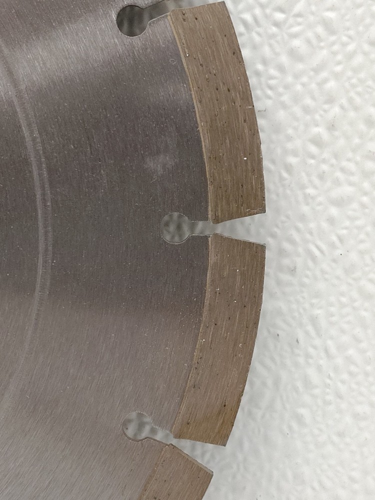 Delta Diamond Cougar HS 10 inch Diamond Blade, Premium, Segmented, MASONRY