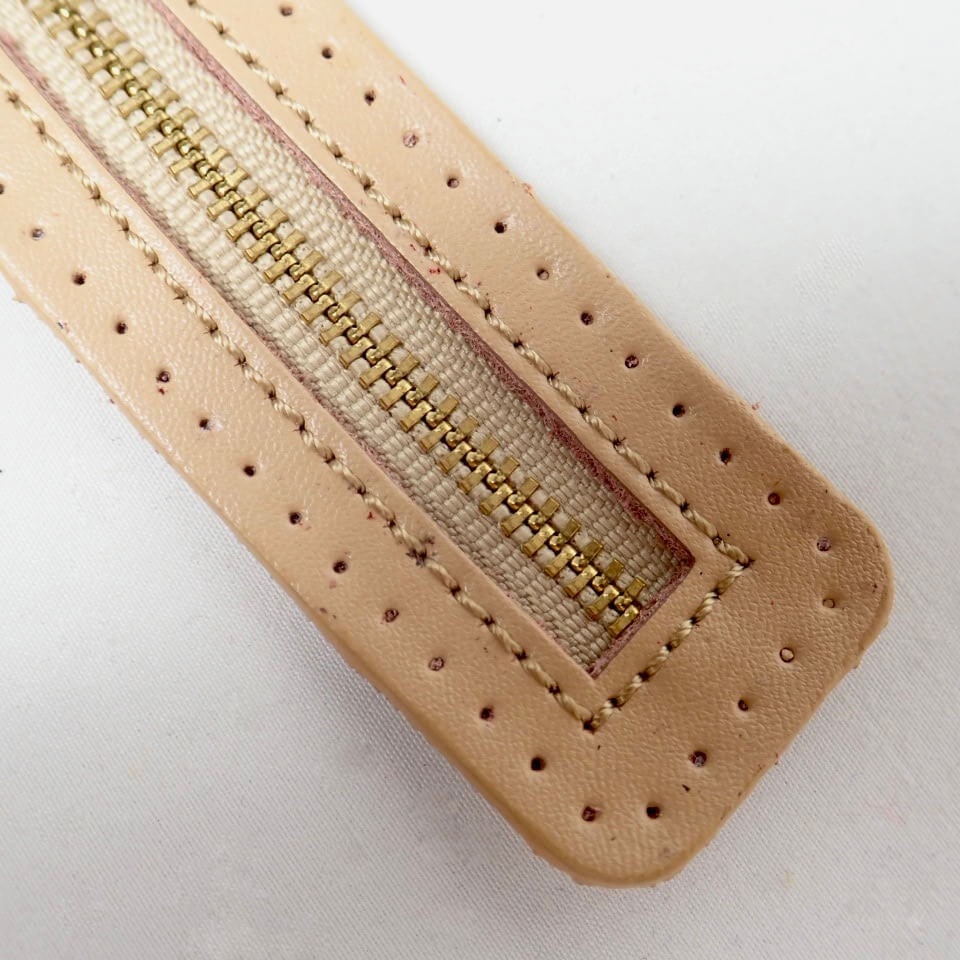 Genuine Leather Zipper (Large, 22×3cm), Beige