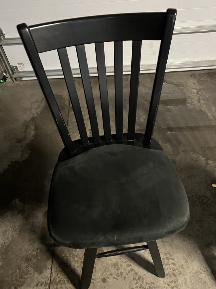 Canadel Bistro Table and Chair Set