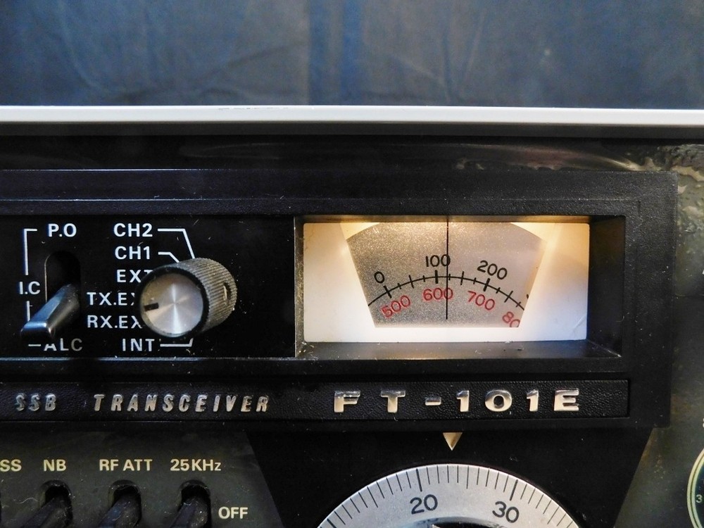 Yaesu Model FT-101E SSB Ham Radio Transceiver
