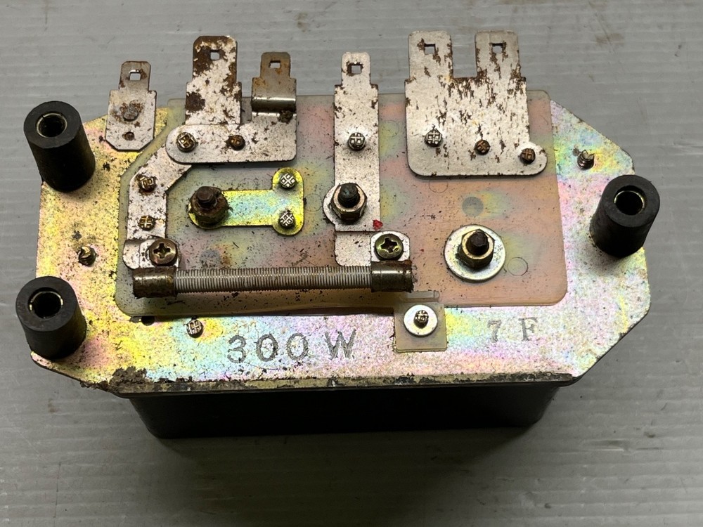 CLASIC VOLTAGE REGULATOR BOX