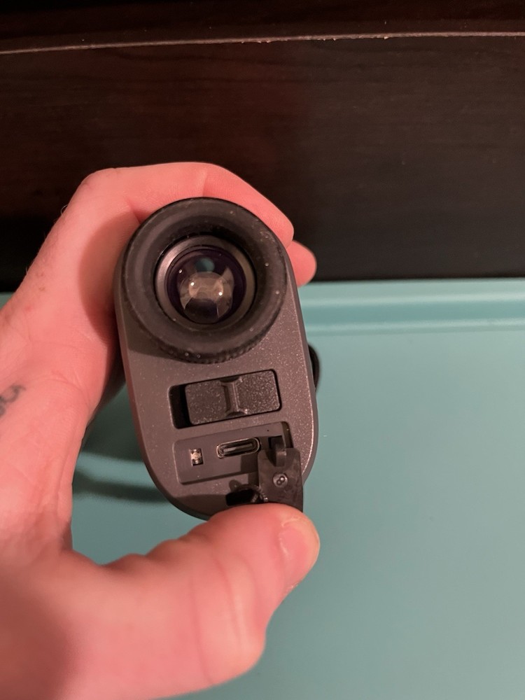 New. Laser Rangefinder Telescope SW-RF700