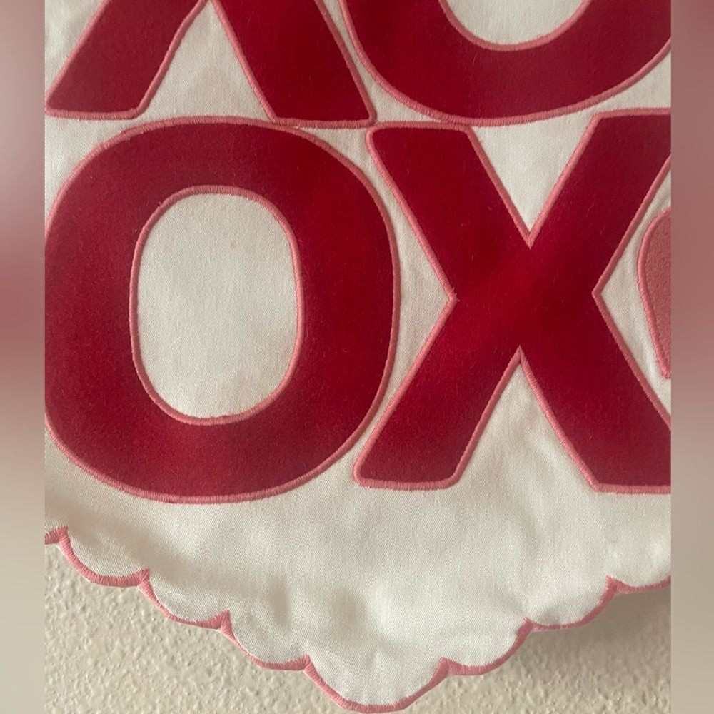 Valentine XOXO Wall Hanging Target Threshold