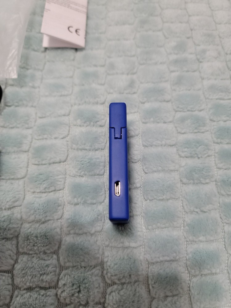 Winston Enlightened One Blue USB rechargeable Cigarette Lighter New