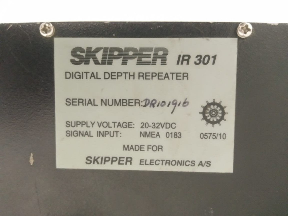 SKIPPER DIGITAL DEPTH REPEATER IR301 INPUT POWER 24VDC