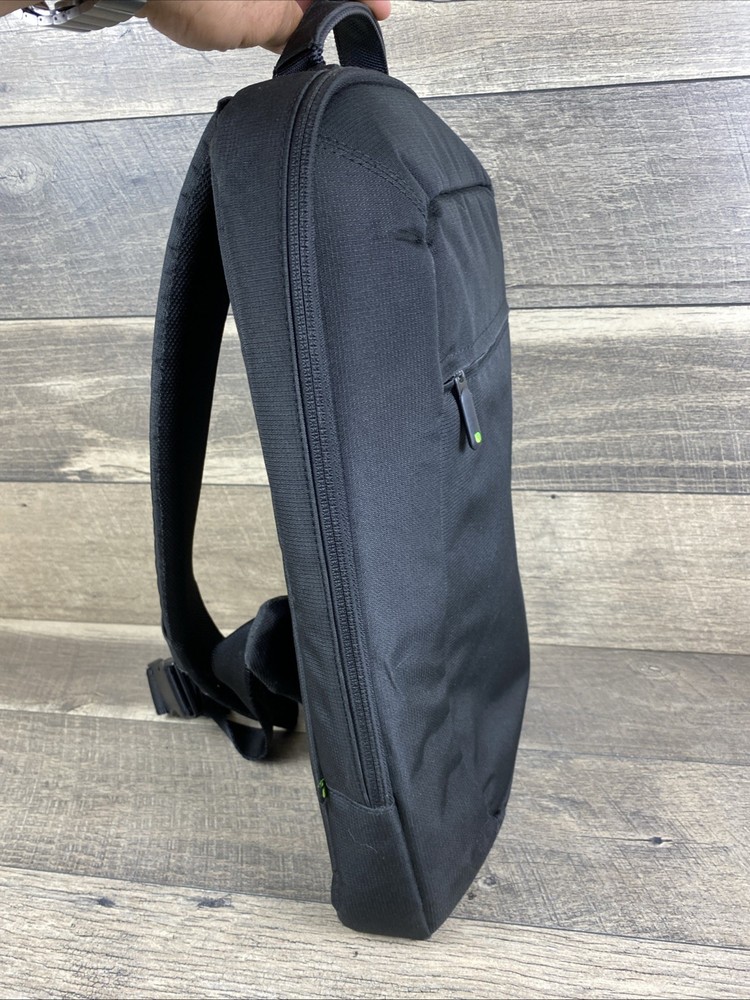 Black Incase ICON Backpack Slim
