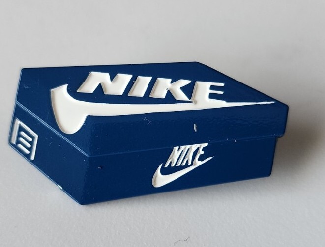 Nike Shoebox Enamel Pin Blue/White