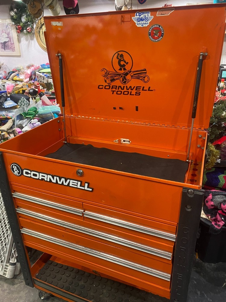 Orange Large Cornwell tool box amazing condition