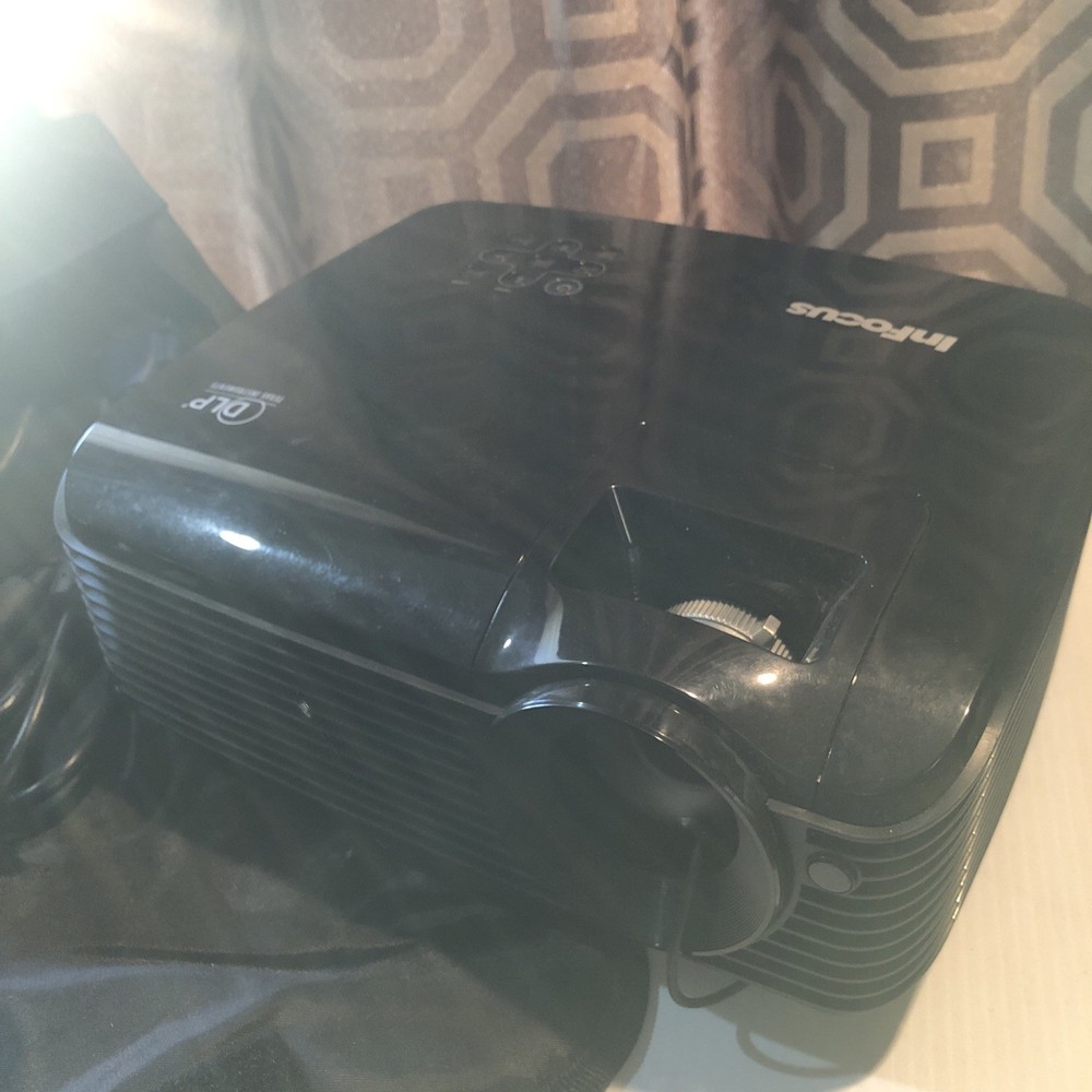 InFocus IN102 DLP Projector