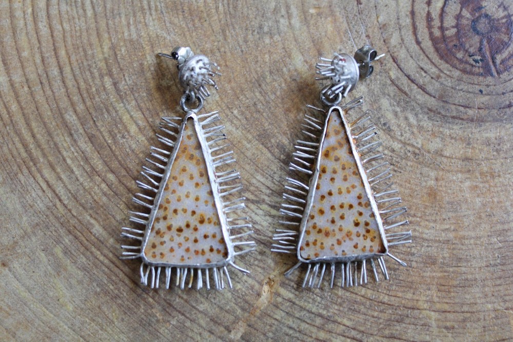 Artisan crafted Agate & Sterling Silver dangle Earrings
