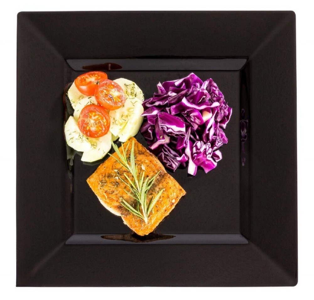 10 Square Plastic Black Dinner Plates,(18cm)For Party's Etc. Disposable/reusable