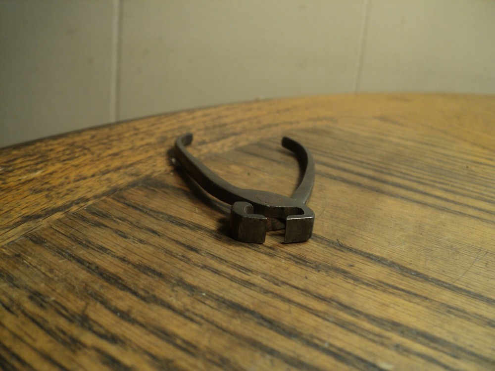 Vintage Mini Nippers Tool - 3-1/16" Long Unbranded