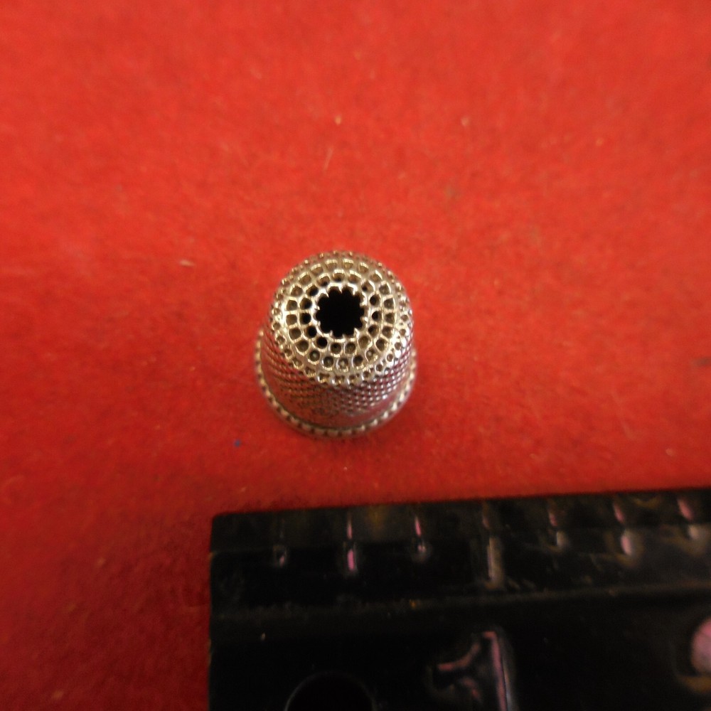 Vintage sterling silver Thimble -tested not marked