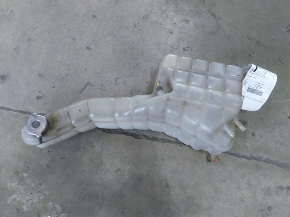For 2005 FREIGHTLINER M2 112 RADIATOR OVERFLOW TANK ,  MD