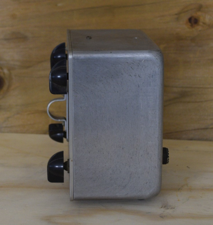 Analog Audio Processor Gain Control Tuning Signal Processing Unit Input Output