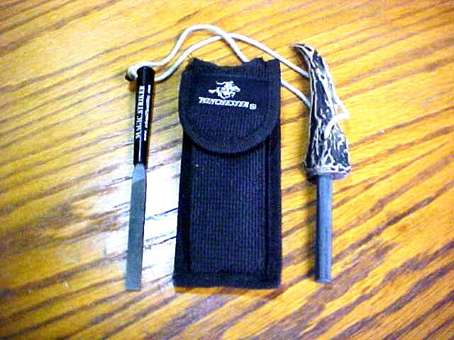 Fire Starter Ferro Rod Striker and sheath