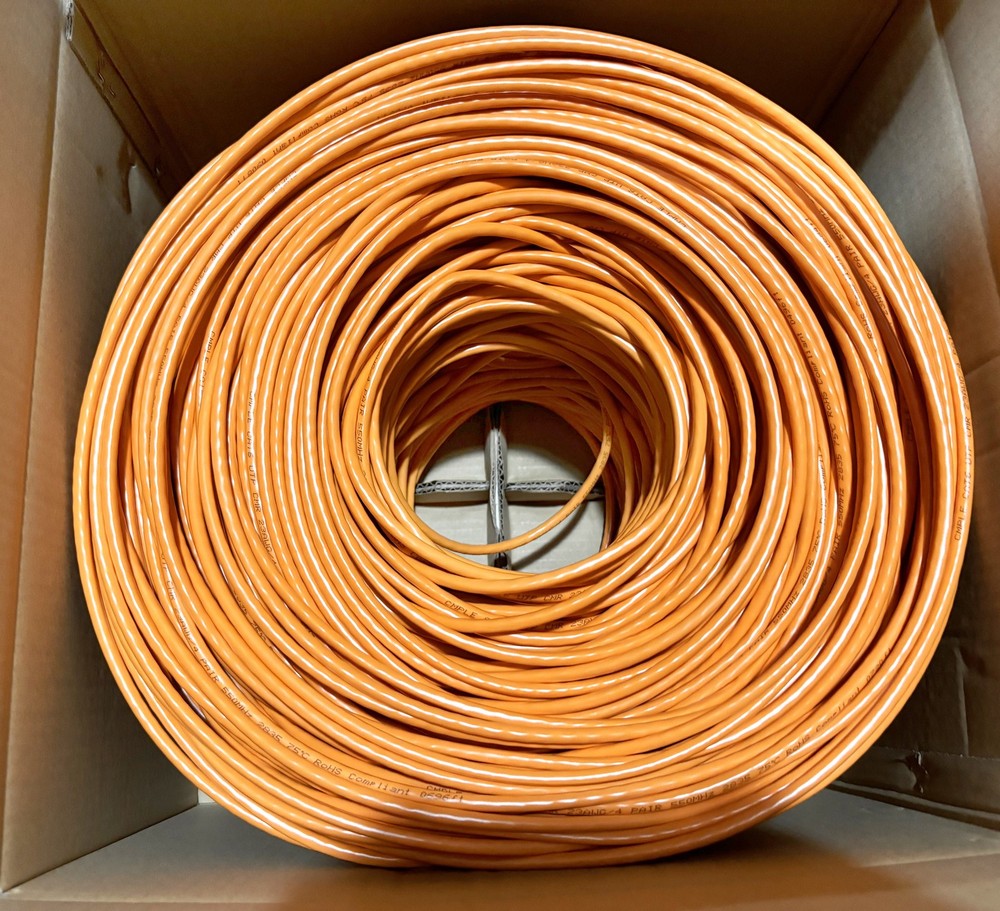 Cat6 Riser Ethernet Cable 1000ft CMR Solid 23AWG UTP 10Gb Pull Box Orange