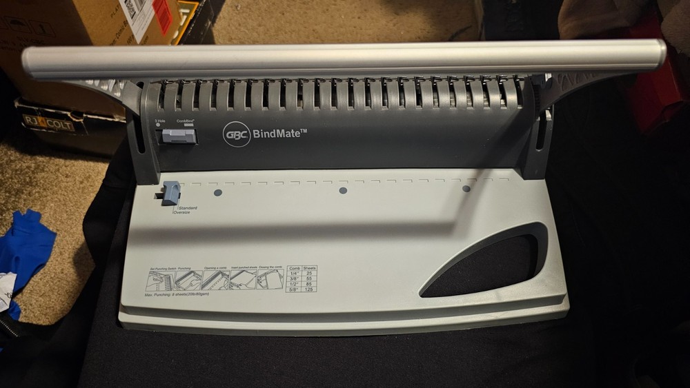 GBC BindMate Personal CombBind Machine #7706170 Hole Punch Binding Covers Spines
