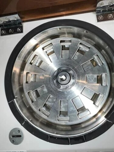 Sakura 4325 Cyto-Tek Centrifuge