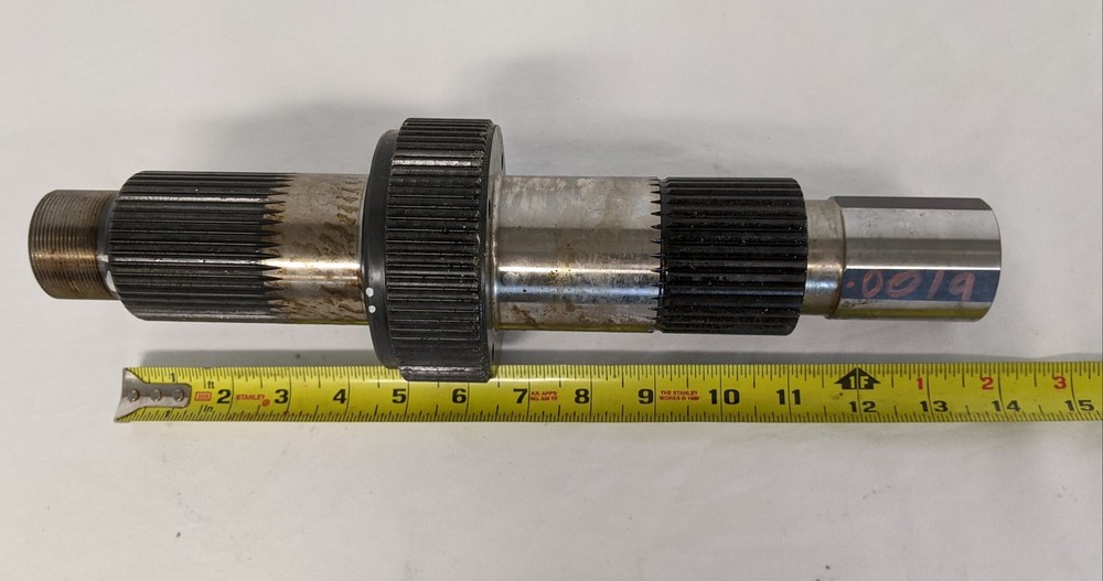 Spicer Input Shaft & Bushing Kit - P/N 504181